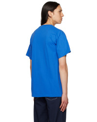 blaues bedrucktes T-Shirt mit einem Rundhalsausschnitt von Noah