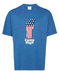 blaues bedrucktes T-Shirt mit einem Rundhalsausschnitt von Camp High