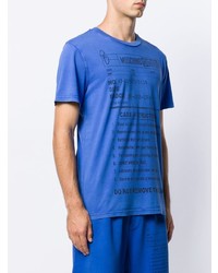 blaues bedrucktes T-Shirt mit einem Rundhalsausschnitt von Moschino