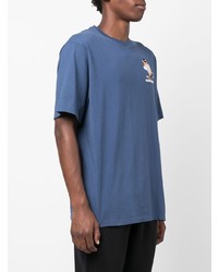 blaues bedrucktes T-Shirt mit einem Rundhalsausschnitt von MAISON KITSUNÉ