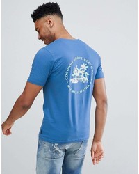 blaues bedrucktes T-Shirt mit einem Rundhalsausschnitt