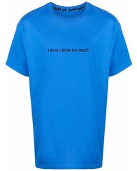blaues bedrucktes T-Shirt mit einem Rundhalsausschnitt von F.A.M.T.