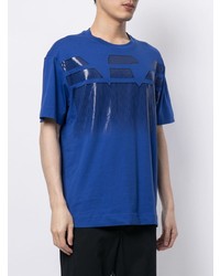 blaues bedrucktes T-Shirt mit einem Rundhalsausschnitt von Emporio Armani