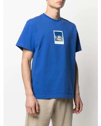 blaues bedrucktes T-Shirt mit einem Rundhalsausschnitt von Clot