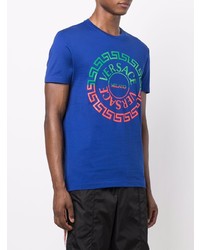 blaues bedrucktes T-Shirt mit einem Rundhalsausschnitt von Versace