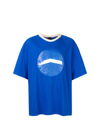 blaues bedrucktes T-Shirt mit einem Rundhalsausschnitt von Hærværk