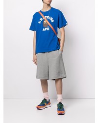 blaues bedrucktes T-Shirt mit einem Rundhalsausschnitt von A Bathing Ape