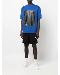 blaues bedrucktes T-Shirt mit einem Rundhalsausschnitt von Armani Exchange