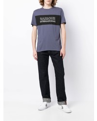 blaues bedrucktes T-Shirt mit einem Rundhalsausschnitt von Barbour