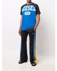 blaues bedrucktes T-Shirt mit einem Rundhalsausschnitt von Diesel