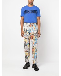 blaues bedrucktes T-Shirt mit einem Rundhalsausschnitt von Moschino