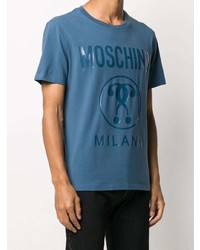 blaues bedrucktes T-Shirt mit einem Rundhalsausschnitt von Moschino