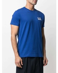 blaues bedrucktes T-Shirt mit einem Rundhalsausschnitt von Ea7 Emporio Armani