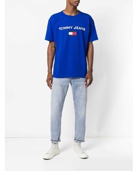 blaues bedrucktes T-Shirt mit einem Rundhalsausschnitt von Tommy Jeans