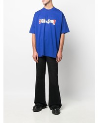 blaues bedrucktes T-Shirt mit einem Rundhalsausschnitt von Vetements