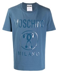 blaues bedrucktes T-Shirt mit einem Rundhalsausschnitt von Moschino