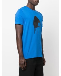 blaues bedrucktes T-Shirt mit einem Rundhalsausschnitt von Moose Knuckles