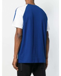 blaues bedrucktes T-Shirt mit einem Rundhalsausschnitt von adidas