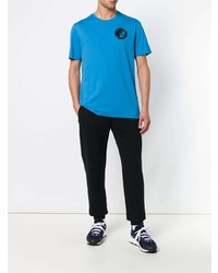 blaues bedrucktes T-Shirt mit einem Rundhalsausschnitt von Versace Collection