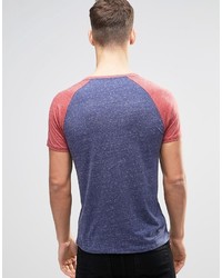blaues bedrucktes T-Shirt mit einem Rundhalsausschnitt von Esprit