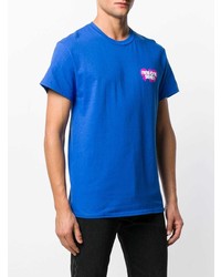 blaues bedrucktes T-Shirt mit einem Rundhalsausschnitt von Call Me 917