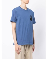 blaues bedrucktes T-Shirt mit einem Rundhalsausschnitt von Stussy