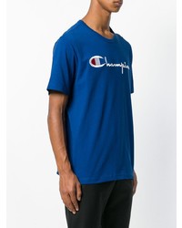 blaues bedrucktes T-Shirt mit einem Rundhalsausschnitt von Champion