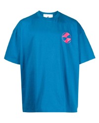 blaues bedrucktes T-Shirt mit einem Rundhalsausschnitt von The Salvages