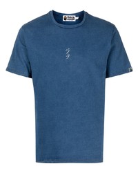 blaues besticktes T-Shirt mit einem Rundhalsausschnitt von A Bathing Ape