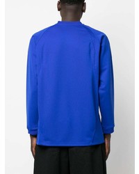 blaues besticktes T-Shirt mit einem Rundhalsausschnitt von 424