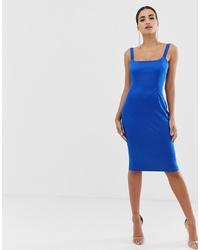 blaues figurbetontes Kleid aus Satin