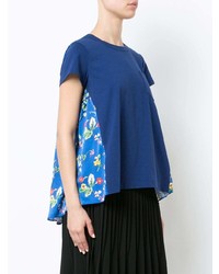 blaues T-Shirt mit einem Rundhalsausschnitt mit Blumenmuster von Sacai