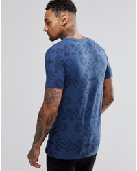 blaues T-Shirt mit einem Rundhalsausschnitt mit geometrischem Muster von Asos