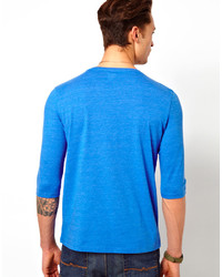 blaues T-Shirt mit einem Rundhalsausschnitt von Asos