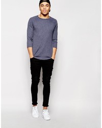 blaues T-Shirt mit einem Rundhalsausschnitt von Asos