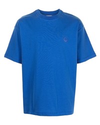 blaues T-Shirt mit einem Rundhalsausschnitt von Drôle De Monsieur