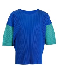 blaues T-Shirt mit einem Rundhalsausschnitt von Homme Plissé Issey Miyake