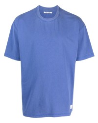 blaues T-Shirt mit einem Rundhalsausschnitt von SAMSOE SAMSOE