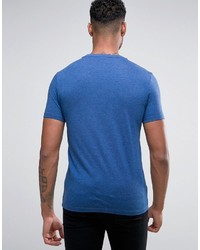 blaues T-Shirt mit einem Rundhalsausschnitt von Asos