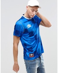 blaues T-Shirt mit einem Rundhalsausschnitt von Umbro