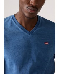 blaues T-Shirt mit einem V-Ausschnitt von Levi's