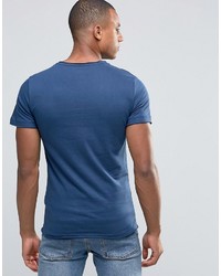 blaues T-shirt von Blend of America