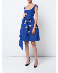 blaues verziertes Seidekleid von Oscar de la Renta