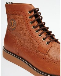 braune Brogue Stiefel aus Leder von Fred Perry