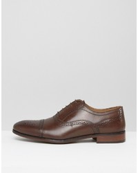 braune Brogues von Red Tape