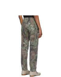 braune Camouflage Cargohose von Fear Of God