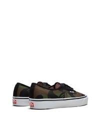 braune Camouflage niedrige Sneakers von Vans