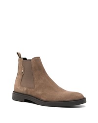 braune Chelsea Boots aus Wildleder von BOSS