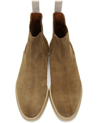 braune Chelsea Boots aus Wildleder von Common Projects