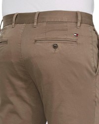 braune Chinohose von Tommy Hilfiger